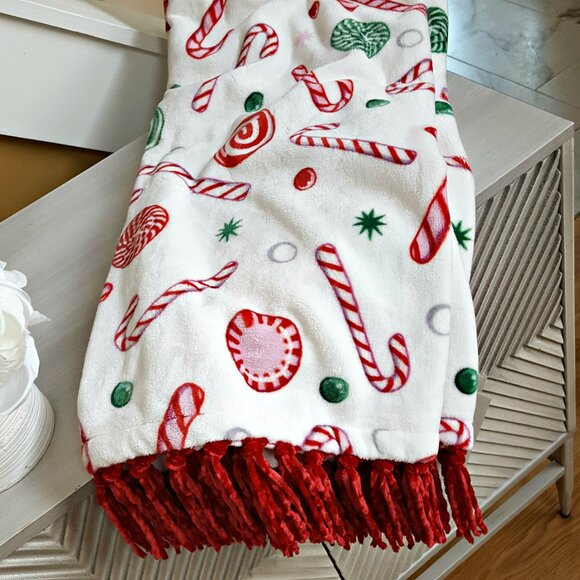 NEW! CANDY LAND Candy CANE PLUSH THROW BLANKET - Picture 6 of 6